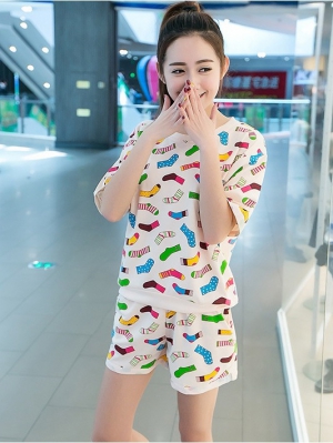 Bộ đồ ngủ bít tất dễ thương DT103
