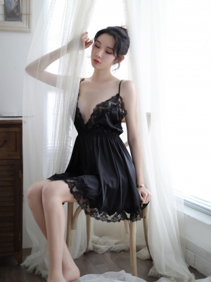 Đầm ngủ lụa gợi cảm DN475-đen
