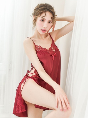 Váy ngủ lụa sẻ hông quyến rũ DN530-đỏ